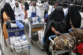 eightbatchesofhajpilgrimsreachholymecca